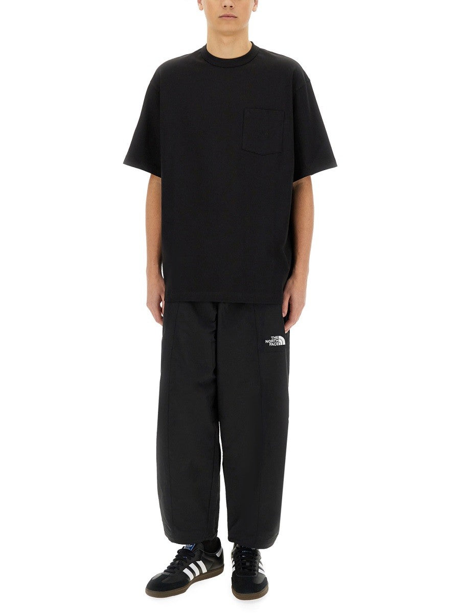 The North Face RELAXED FIT T-SHIRT