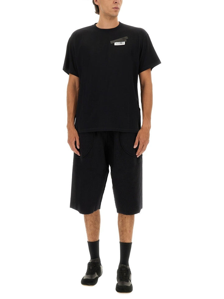MM6 MAISON MARGIELA SHORTS WITH LOGO