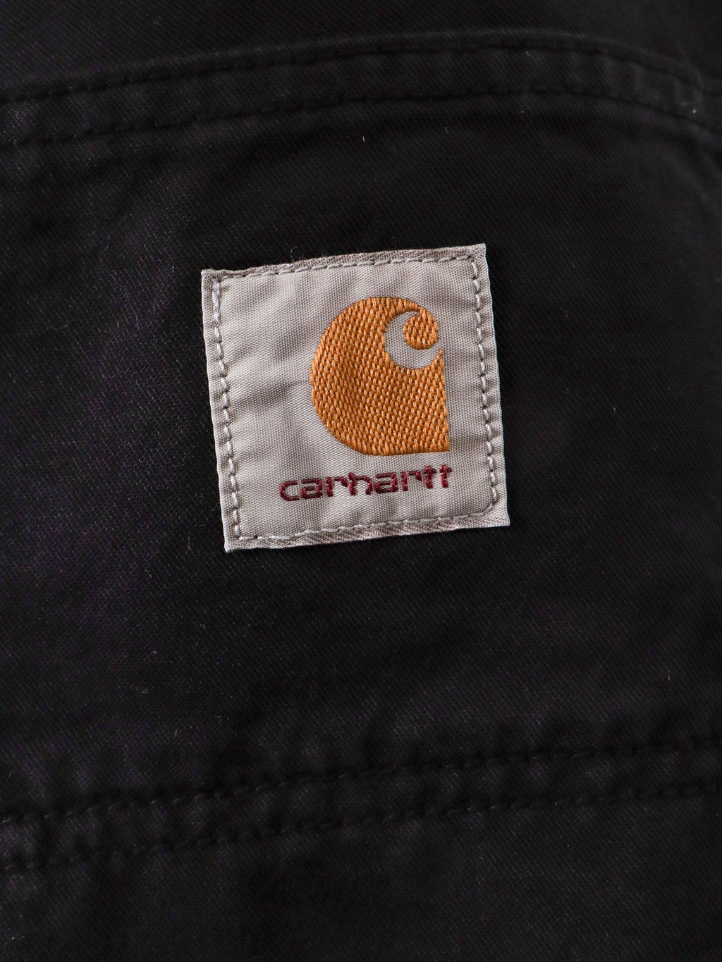 Carhartt Wip Single knee cotton bermuda shorts with logo patch