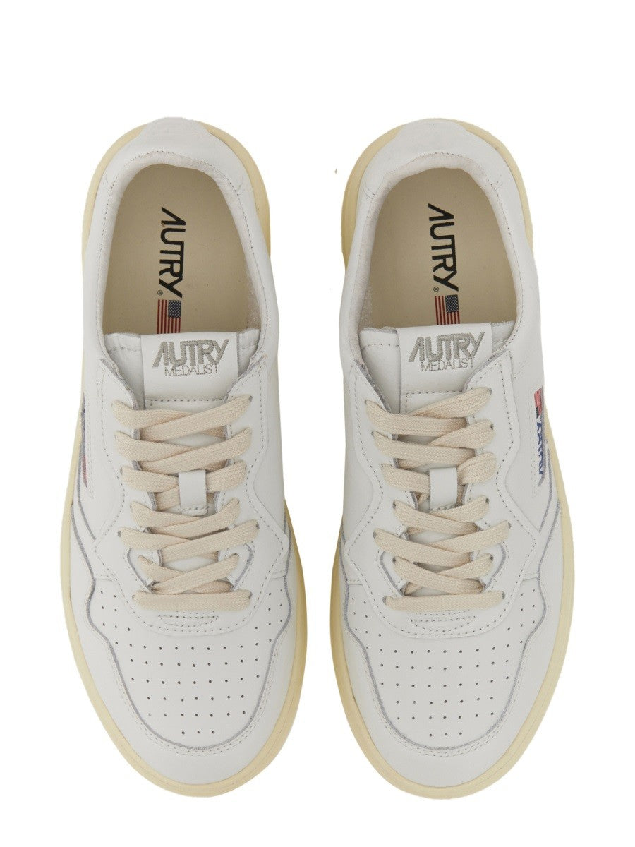 Autry MEDALIST LOW SNEAKER