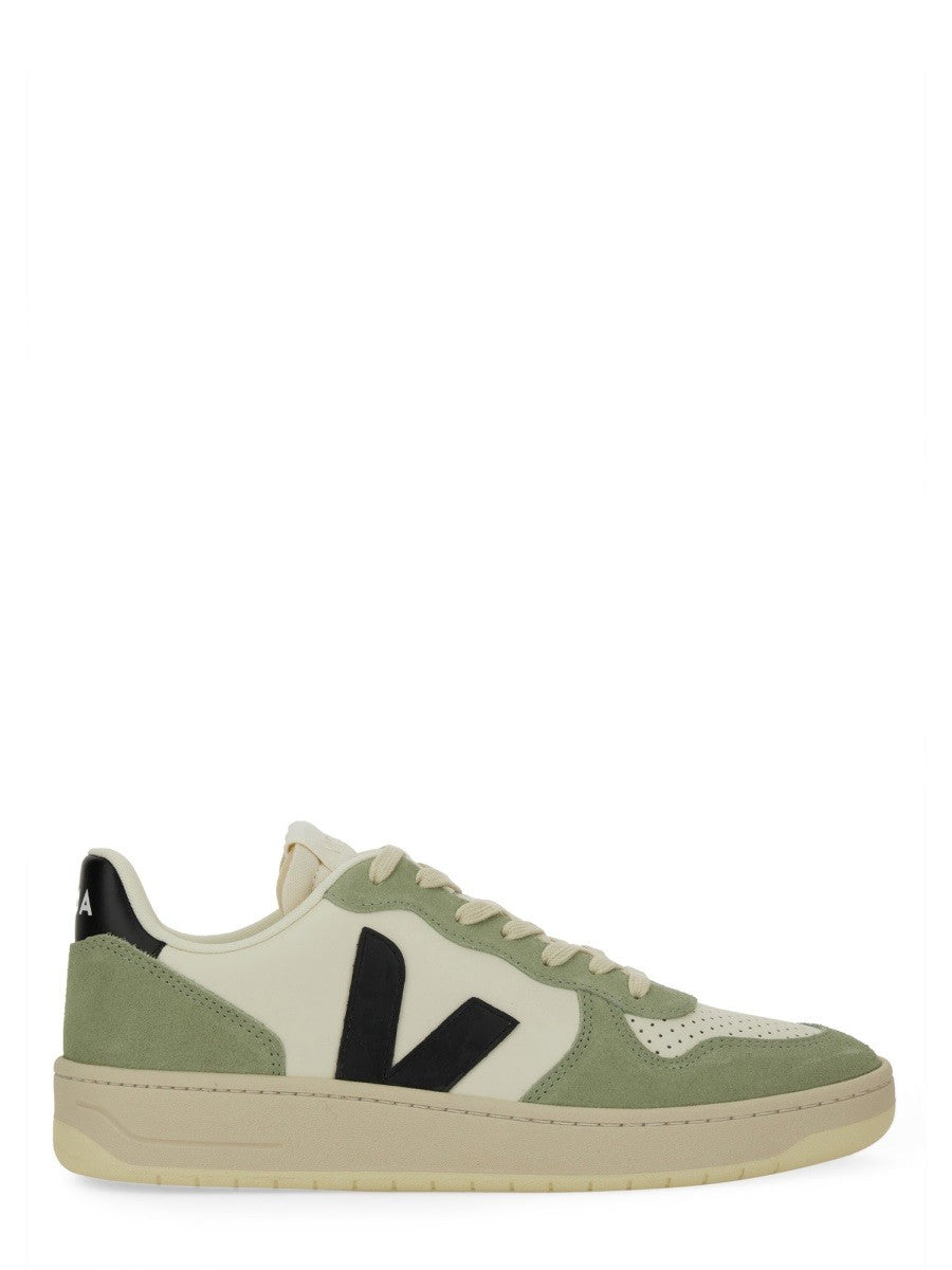 Veja SNEAKER "V-10"