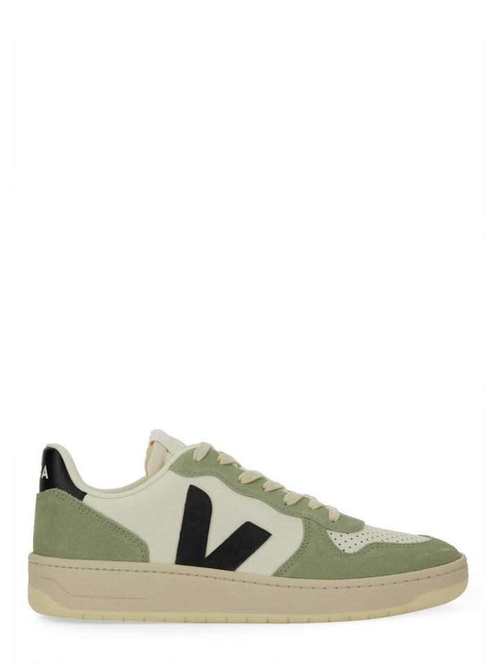 Veja SNEAKER "V-10"