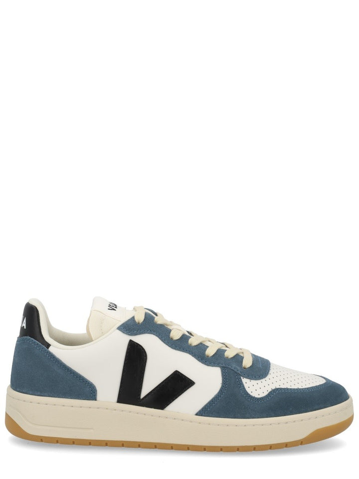 Veja SNEAKER "V-10"