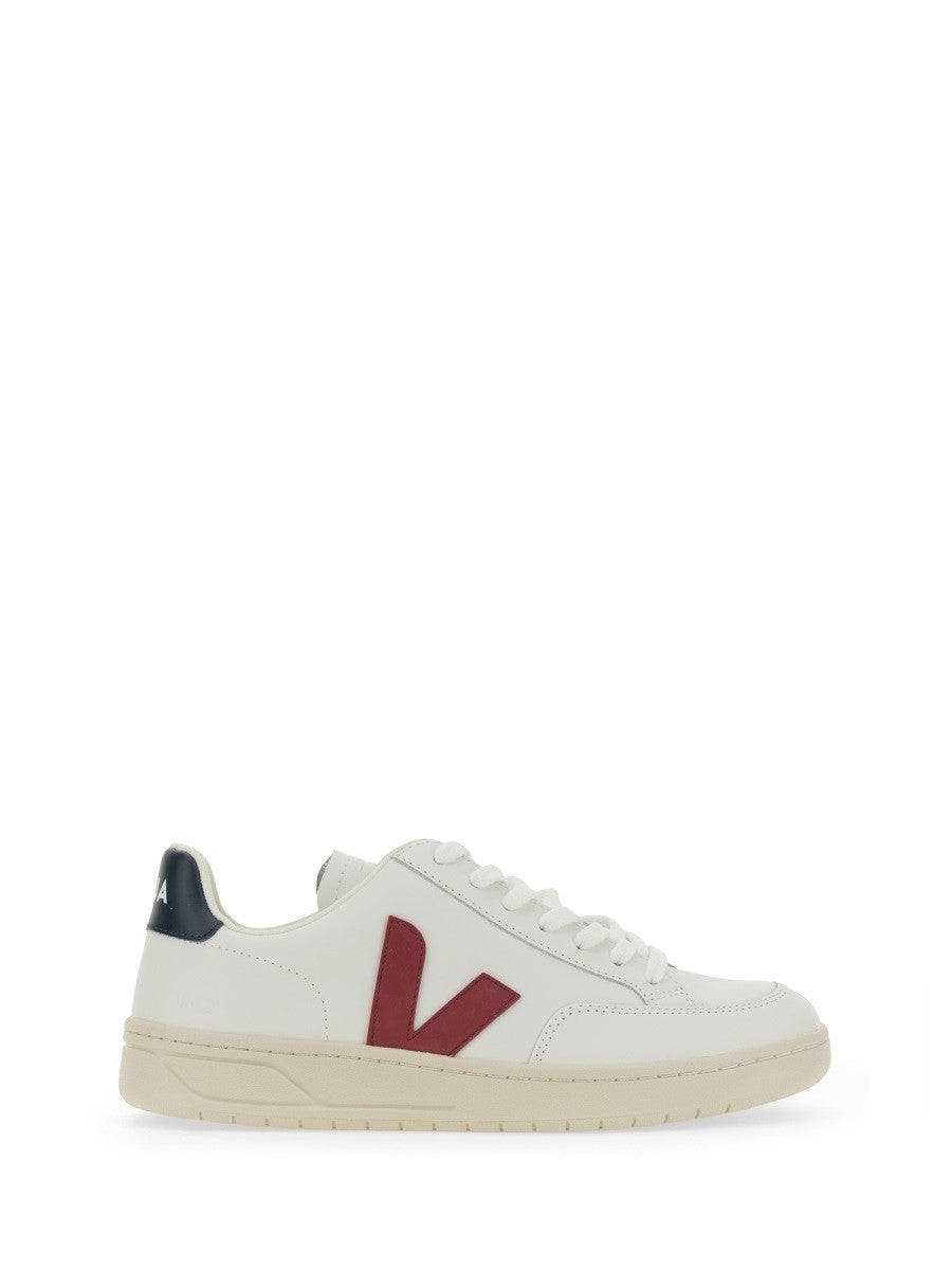Veja SNEAKER V-12