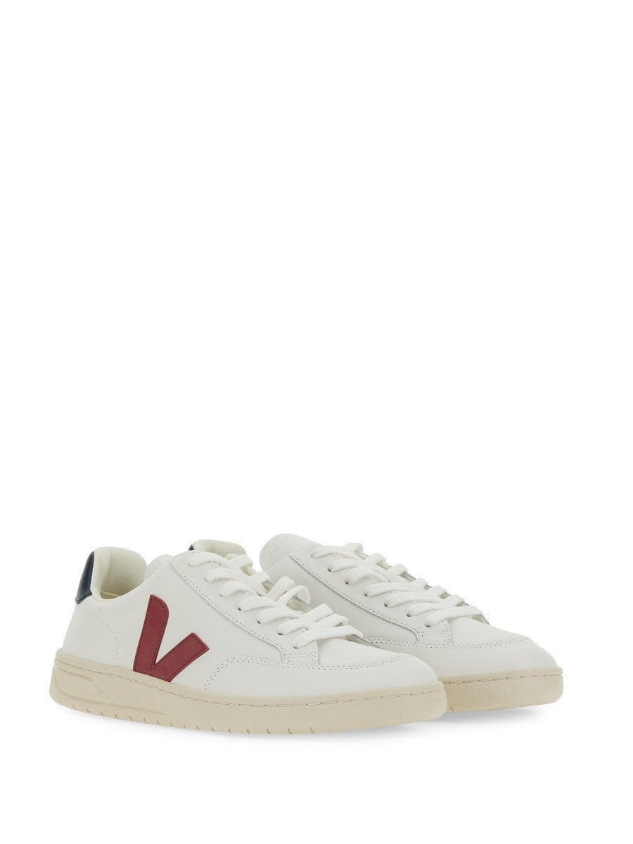 Veja SNEAKER V-12