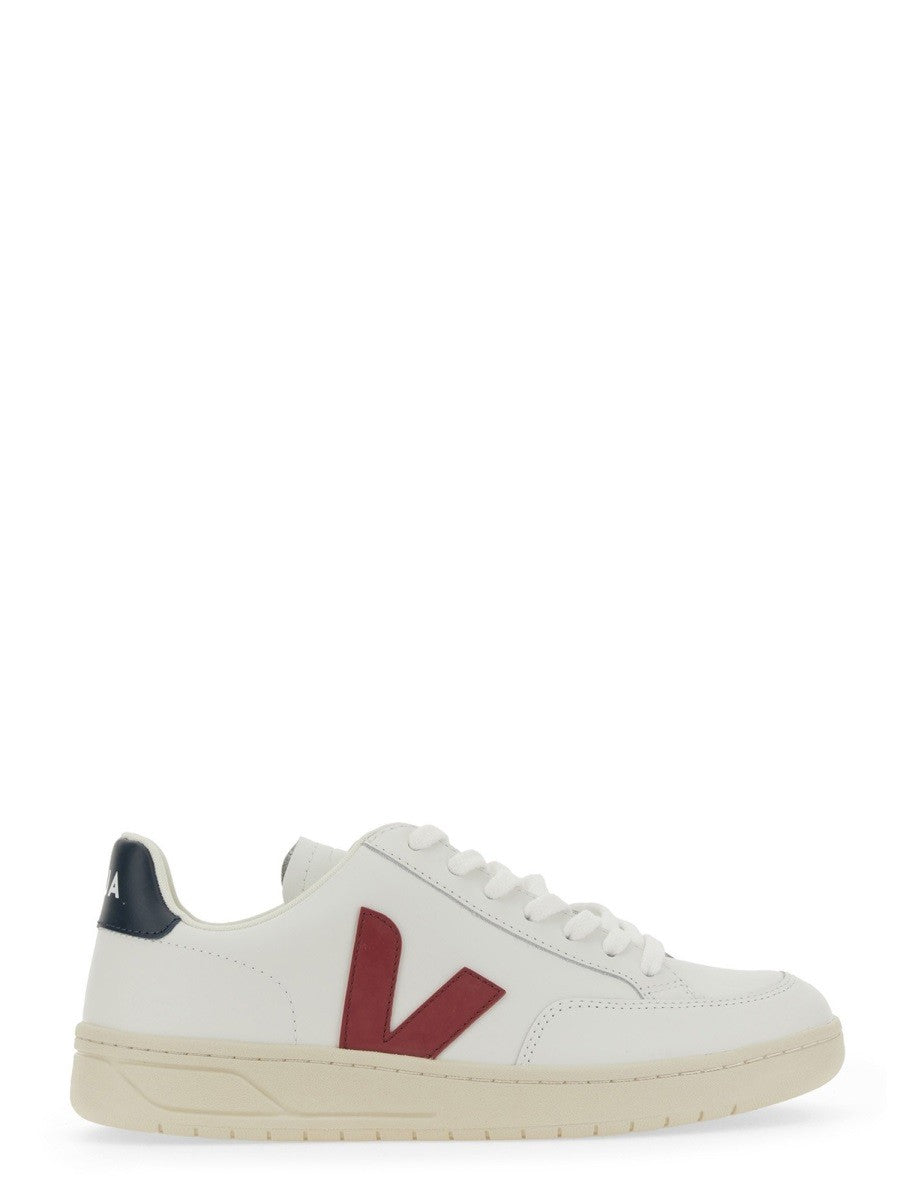 Veja SNEAKER V-12