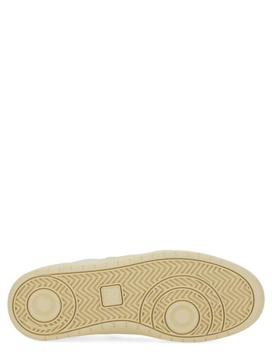 Veja SNEAKER "V-87"