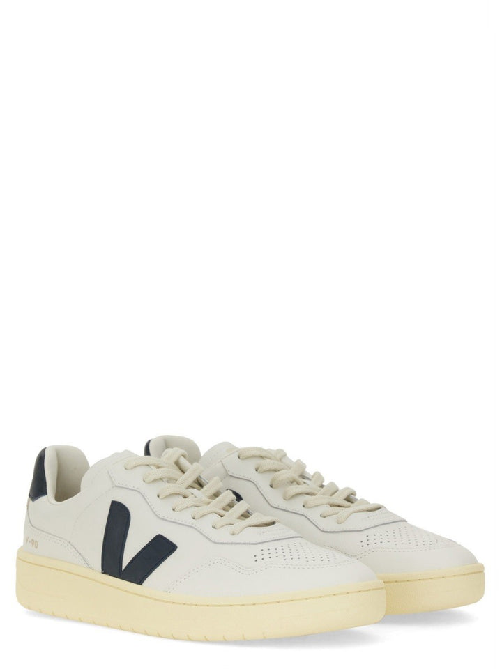 Veja SNEAKER V-90