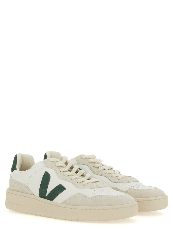 Veja SNEAKER "V-90"