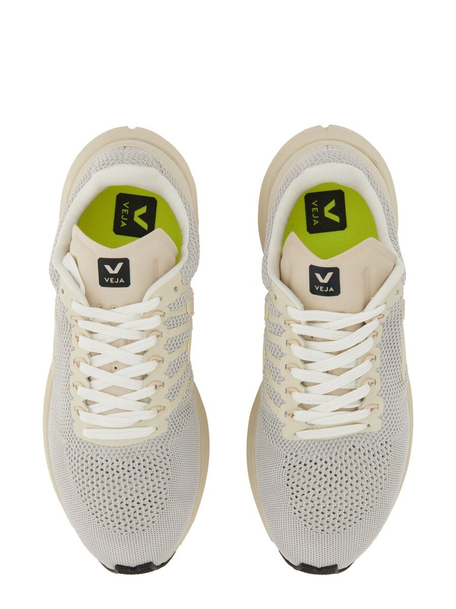 Veja SNEAKER WITH LOGO