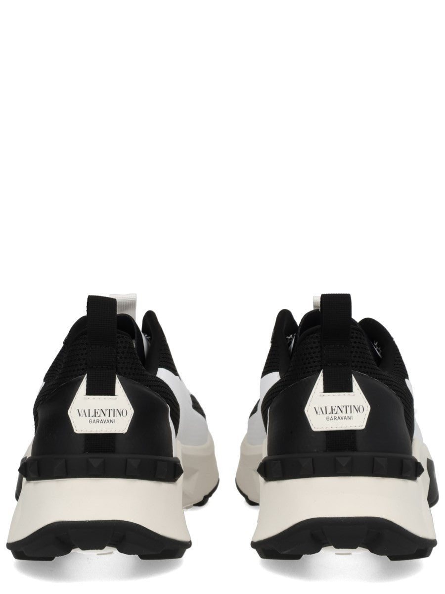 Valentino Garavani "TRUE ACT" SNEAKER