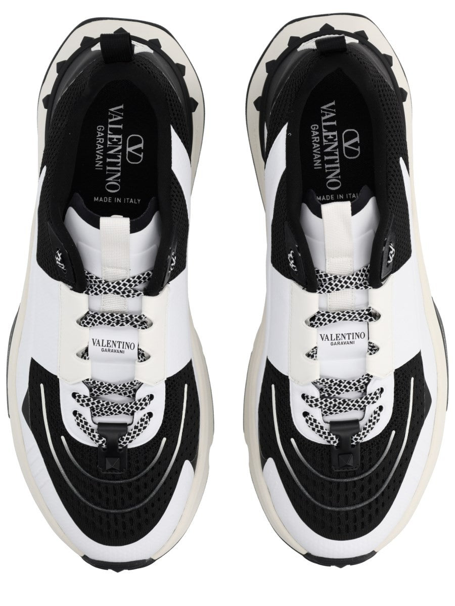 Valentino Garavani "TRUE ACT" SNEAKER