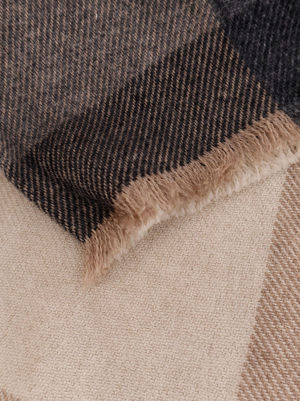 Brunello Cucinelli Wool and cashmere scarf